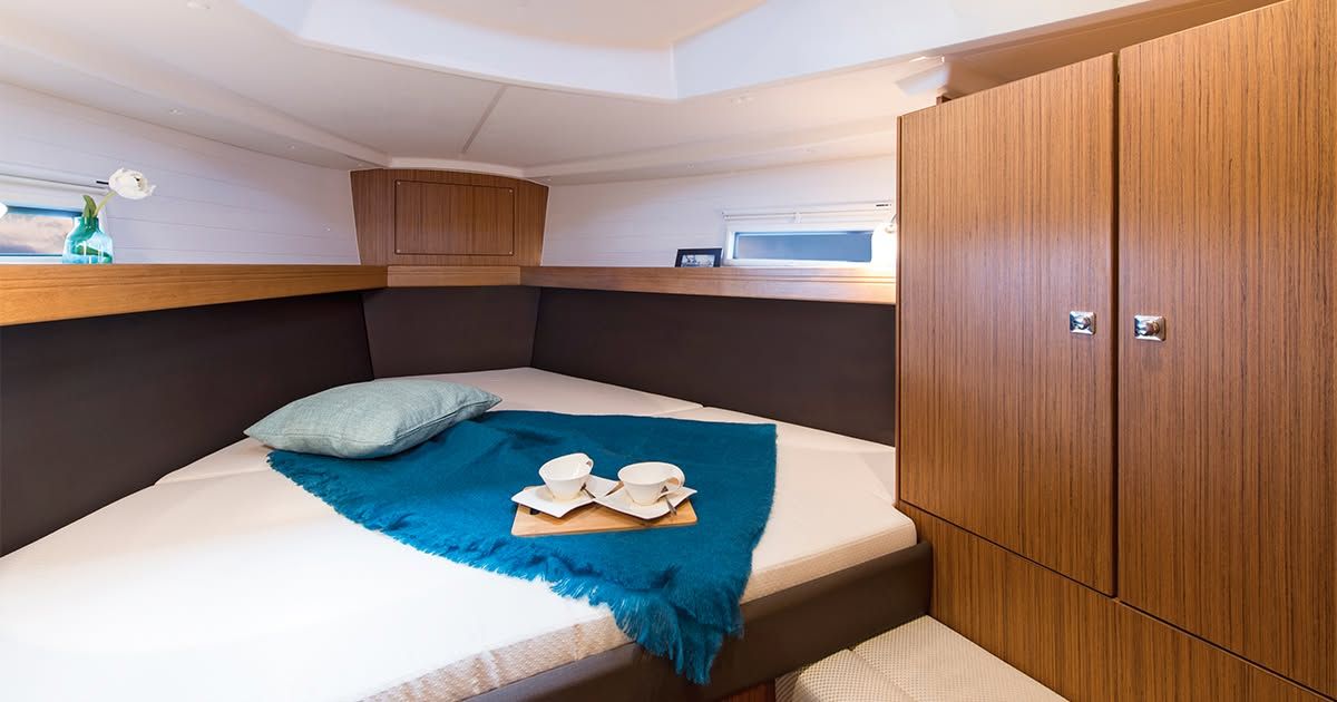 Двухместная каюта в Bavaria Cruiser 37