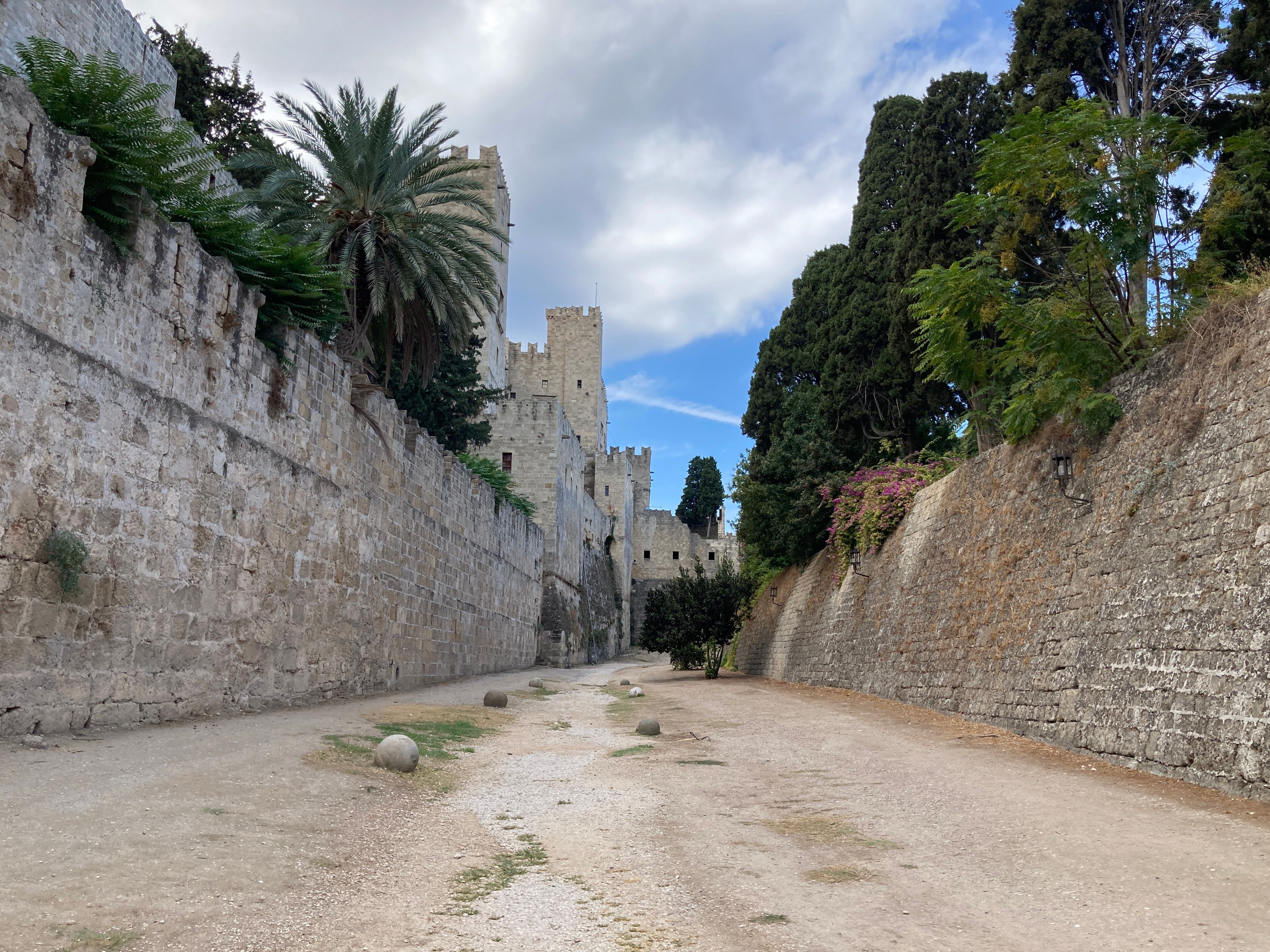 Οχυρώσεις της παλιάς πόλης της Ρόδου