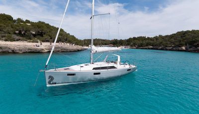 Beneteau Oceanis 41.1 review
