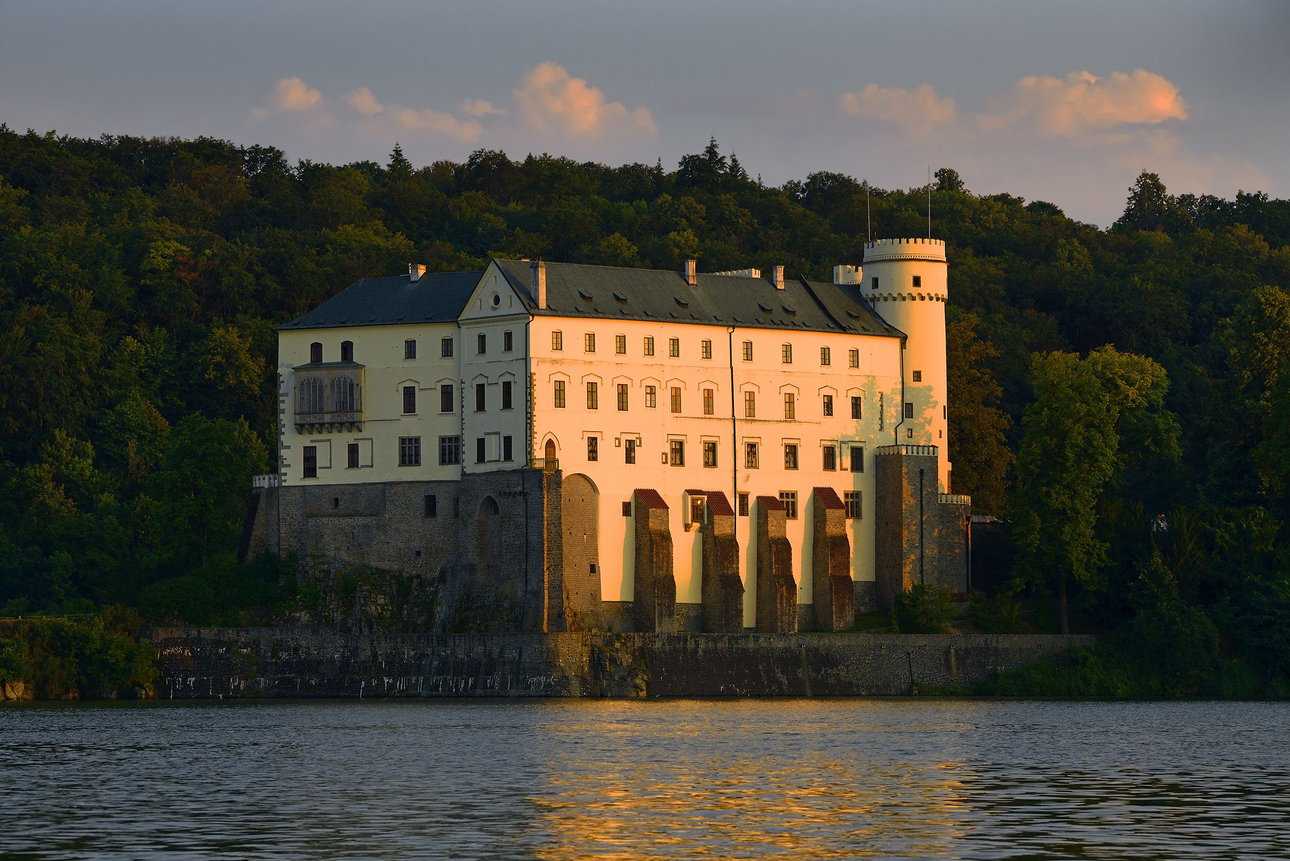orlik castle