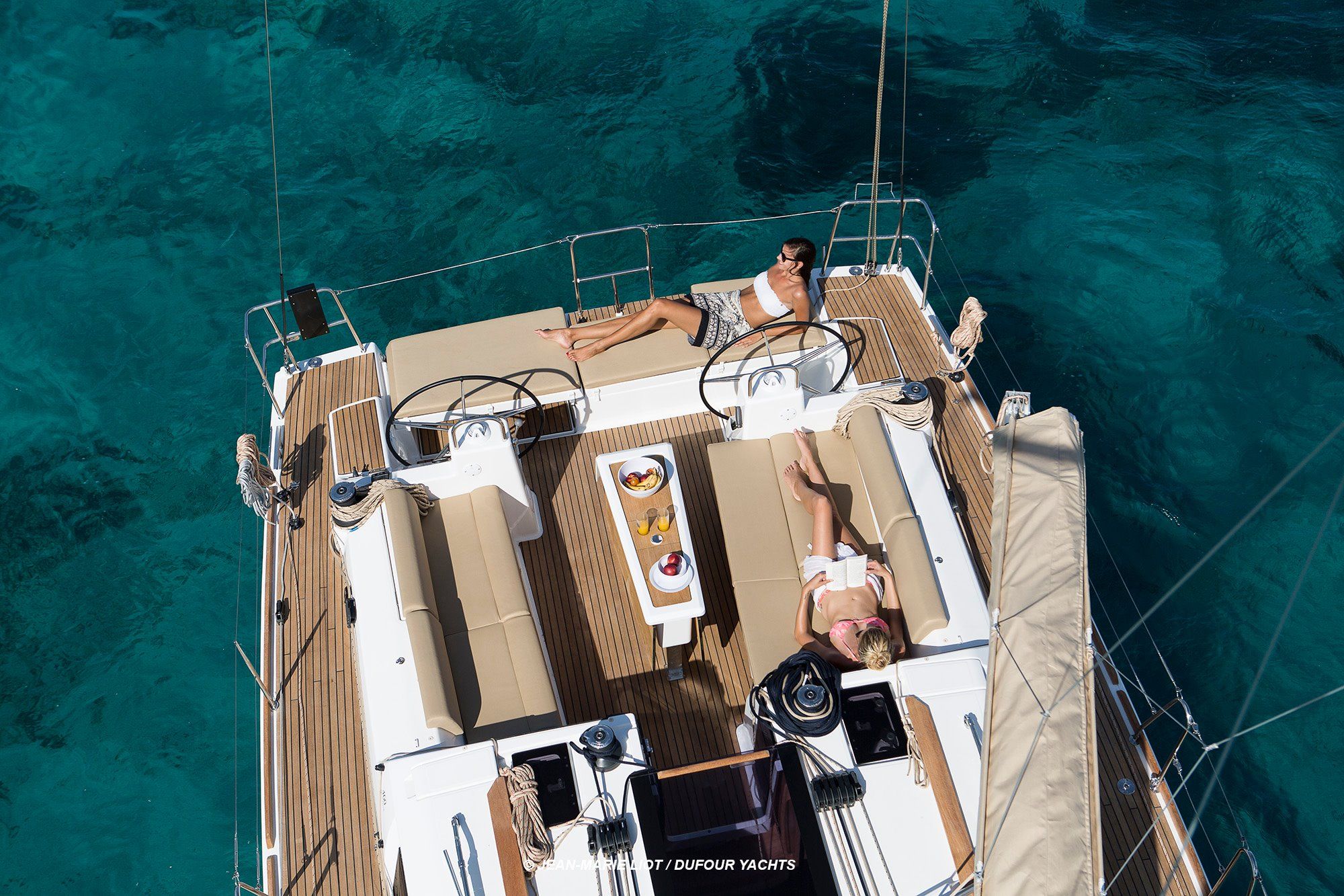 cockpit of Dufour 460 GL