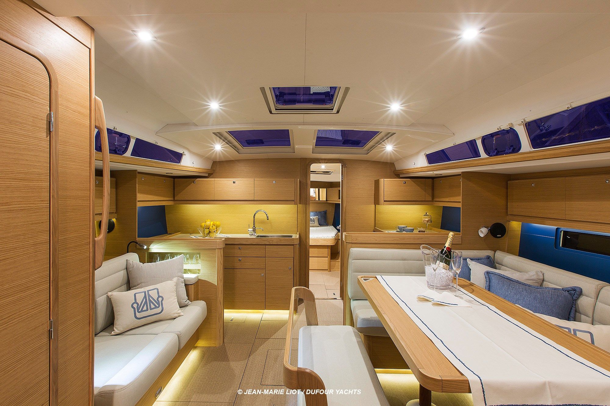 dufour 460 cabin