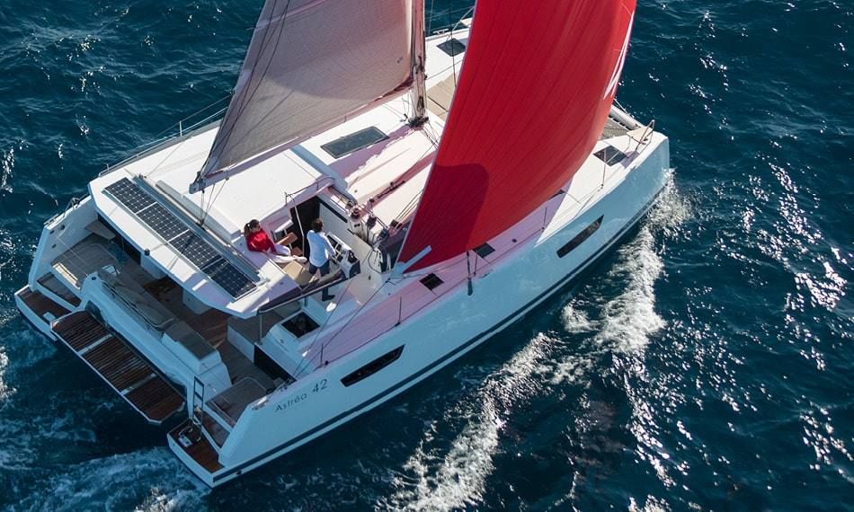 maestro fountaine pajot 42 sailing
