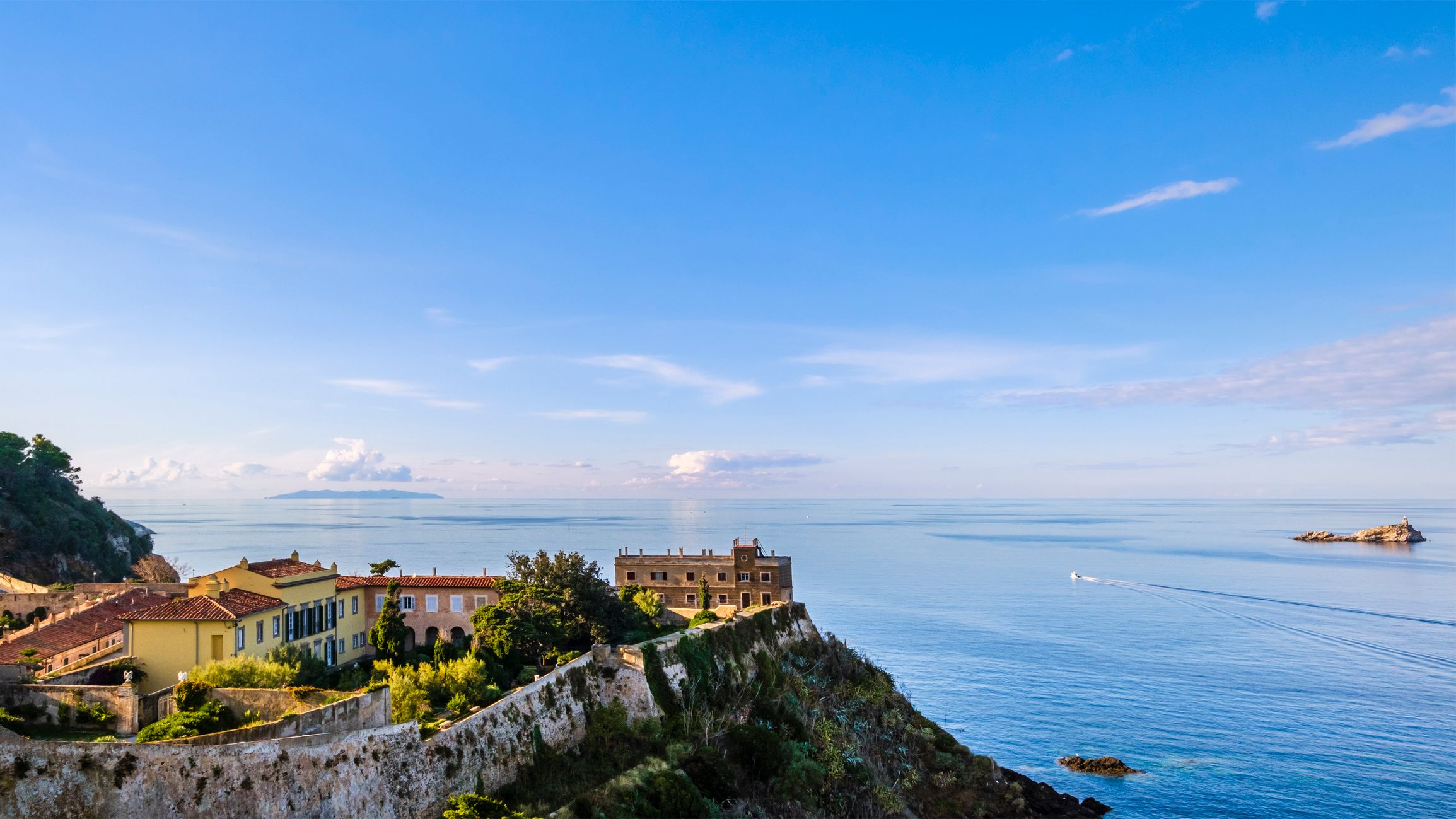 1724. aastal ehitatud Palazzina dei Mulini oli Napoleoni ametlik elukoht Portoferraios.