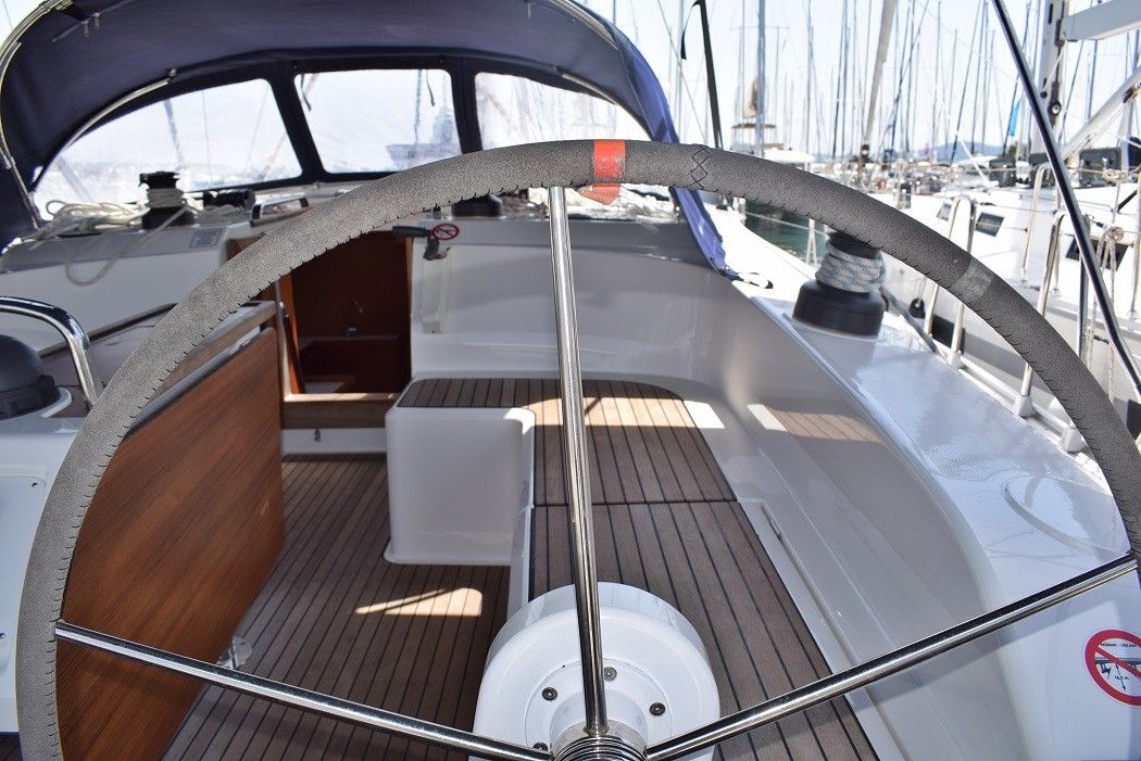 Bavaria Cruiser 51 | Moon