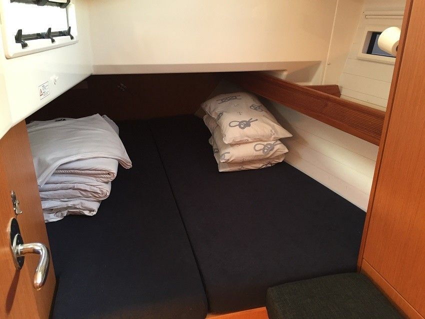 Bavaria Cruiser 40 | Stribog