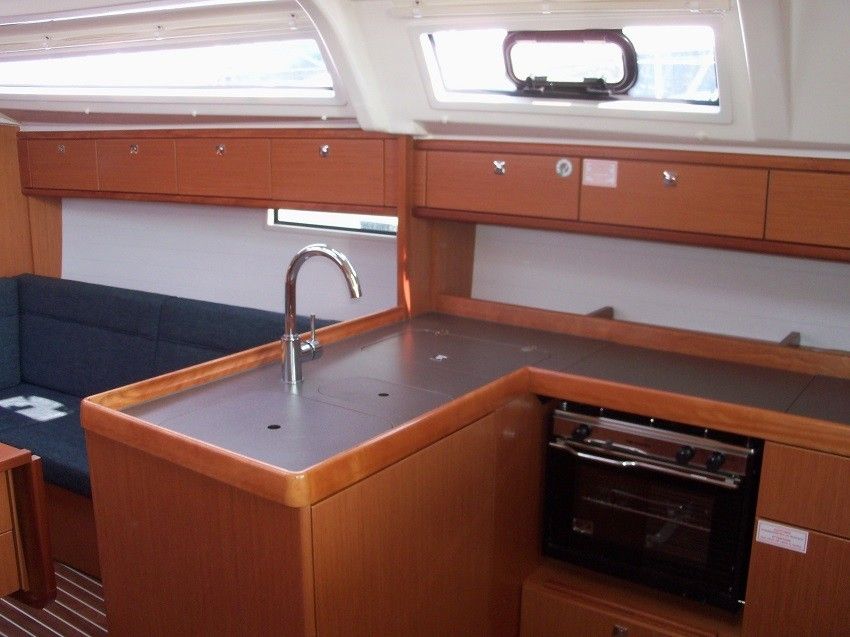 Bavaria Cruiser 37 | Rea