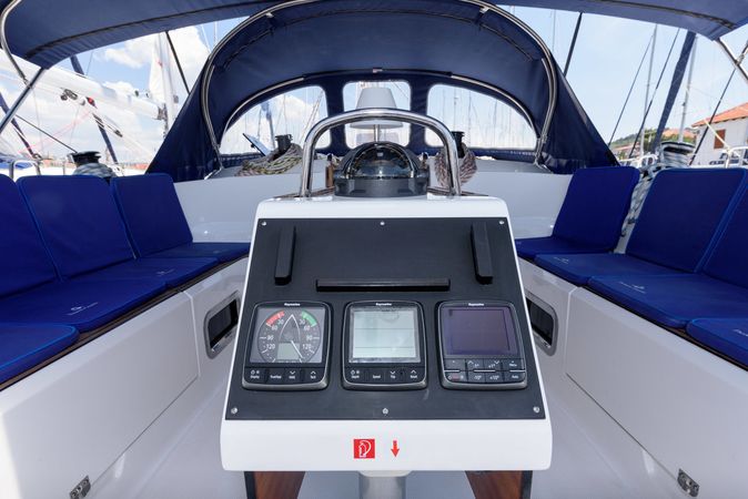 Bavaria Cruiser 46 | Factor X