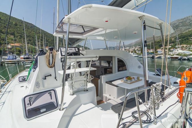 Lagoon 380 S2 | Gratia