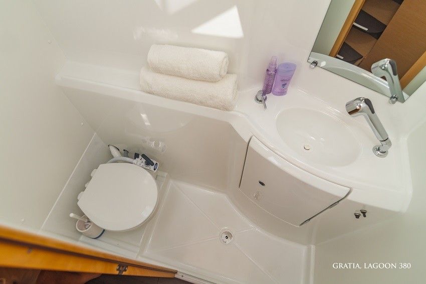 Lagoon 380 S2 | Gratia