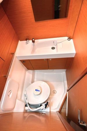 Jeanneau Sun Odyssey 479 | Black Kiss
