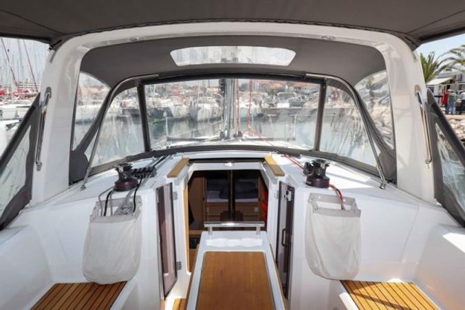 Beneteau Oceanis 35.1 | Aquarius