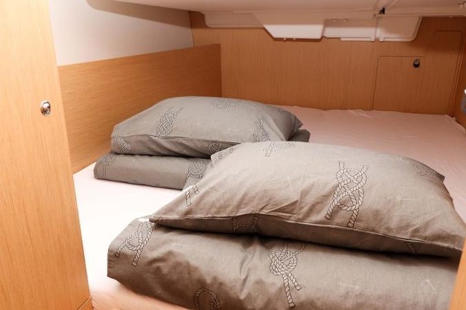 Beneteau Oceanis 35.1 | Aquarius