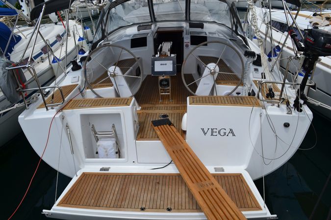 Hanse 415 | Vega