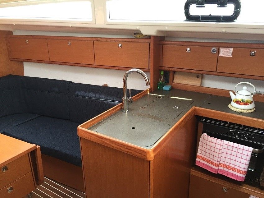 Bavaria Cruiser 34 | Tika