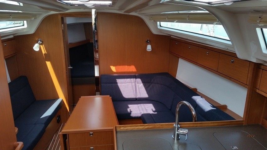 Bavaria Cruiser 37 | Misac