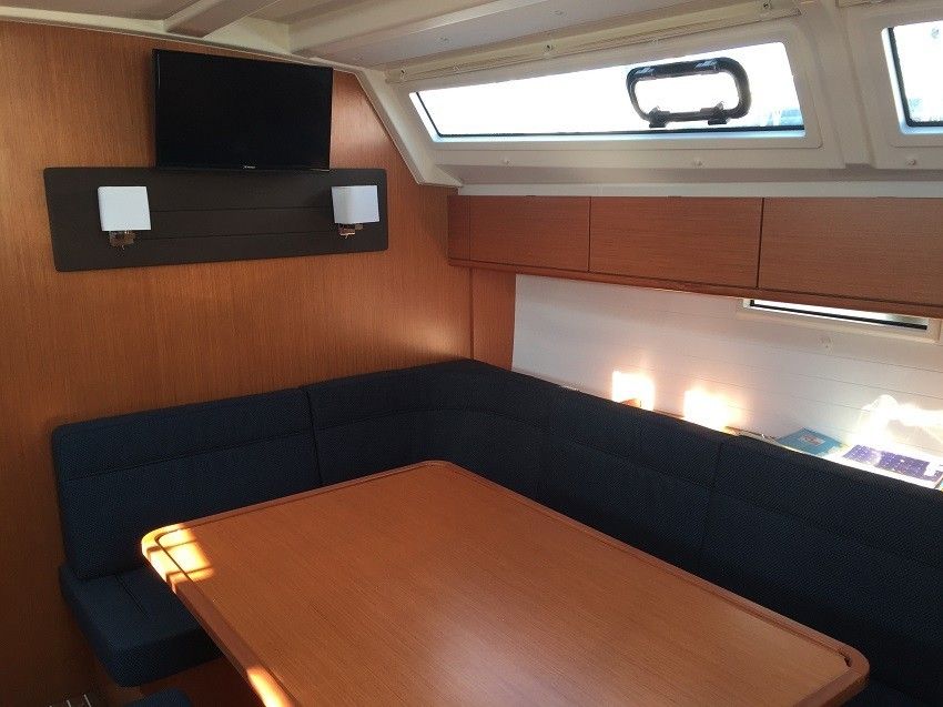 Bavaria Cruiser 46 | Divine