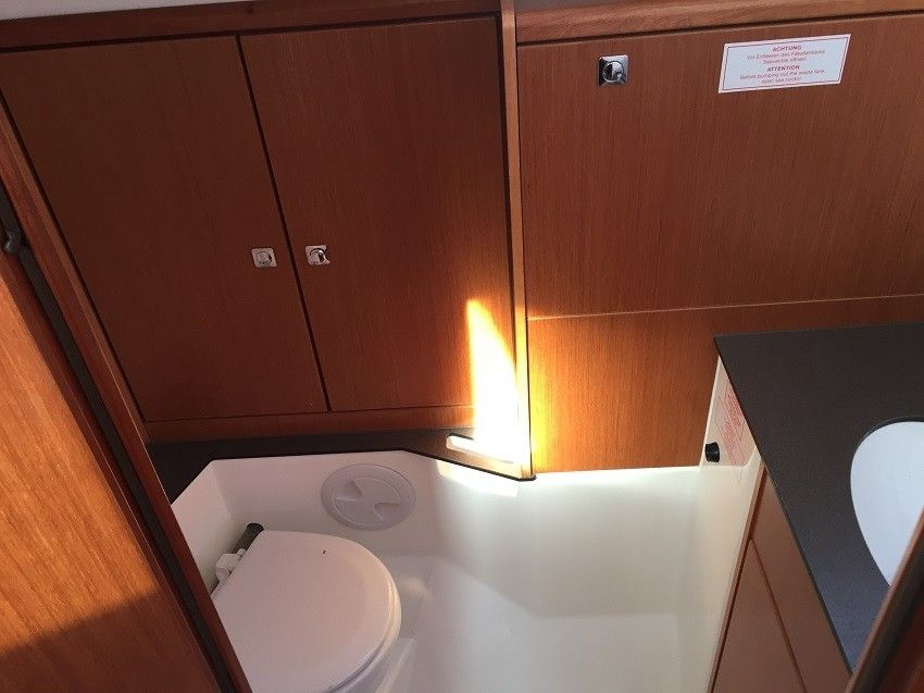 Bavaria Cruiser 37 | Gale