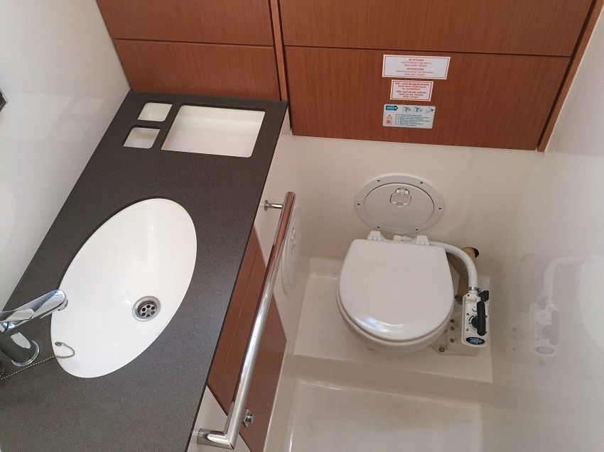 Bavaria Cruiser 46 | Iris 1