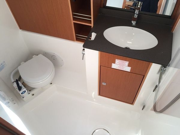 Bavaria Cruiser 41 | Lucky