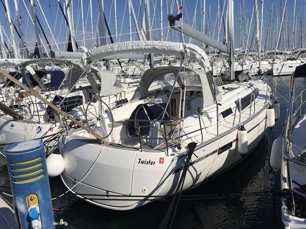 Bavaria Cruiser 37 | Twister