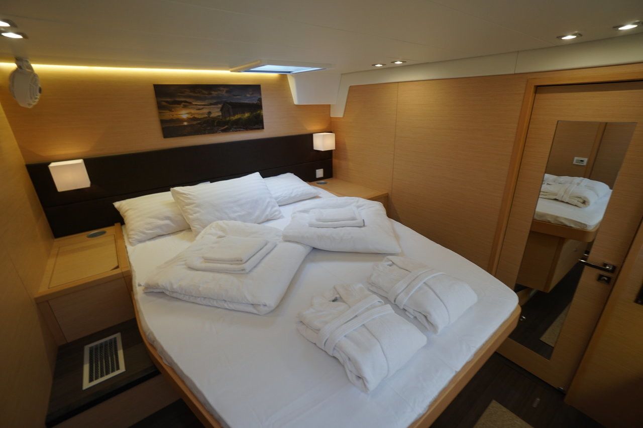 Lagoon 560 | Starlight