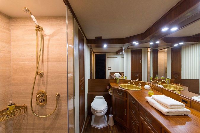 Broward 30 | Auriane