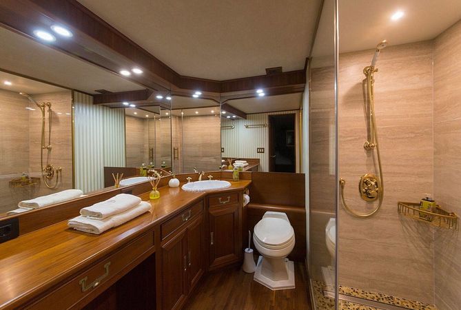 Broward 30 | Auriane