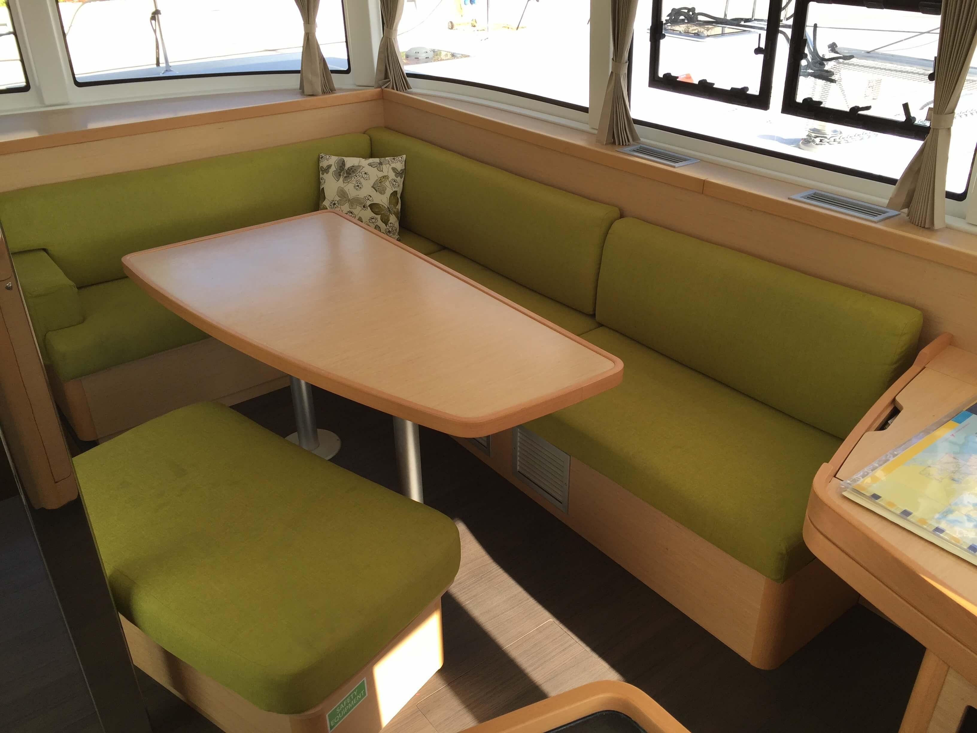 Lagoon 42 | Leggiero