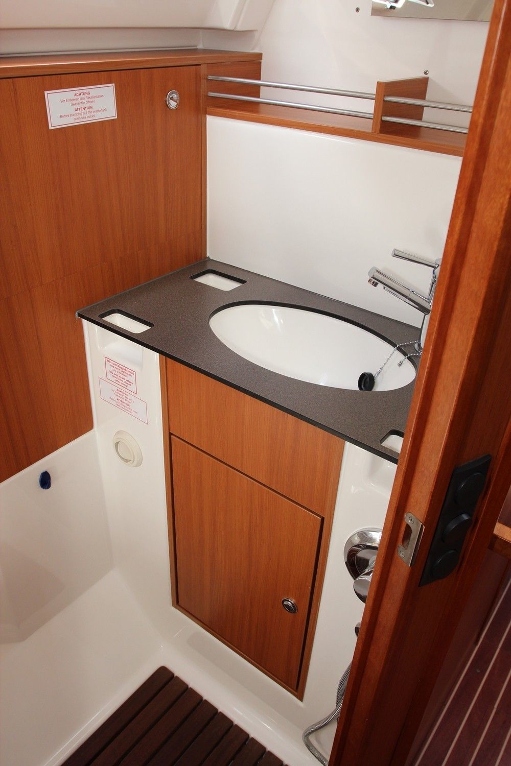 Bavaria Cruiser 36 | Adora