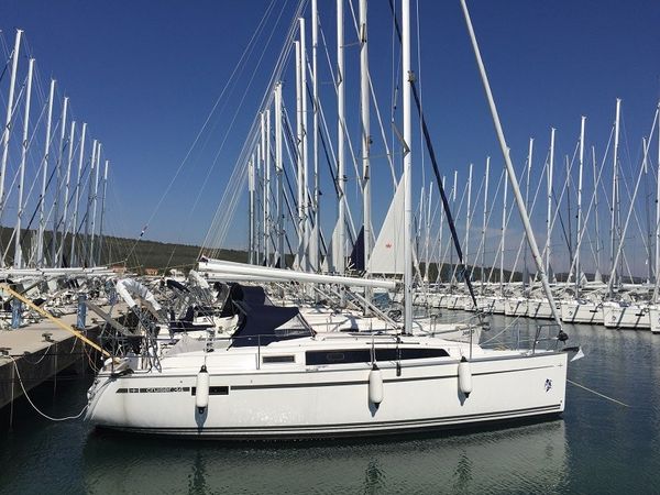 Bavaria Cruiser 34 | Whisk