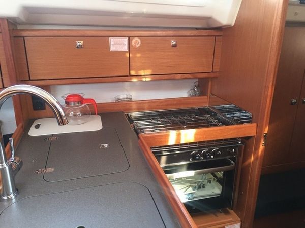 Bavaria Cruiser 34 | Whisk