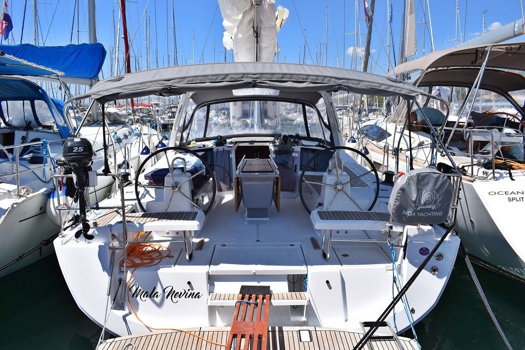 Beneteau Oceanis 41.1 | Mala Nevina