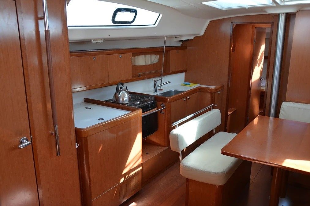 Beneteau Oceanis 43 | Blue Star 2