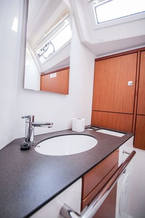 Bavaria Cruiser 46 | Lovro