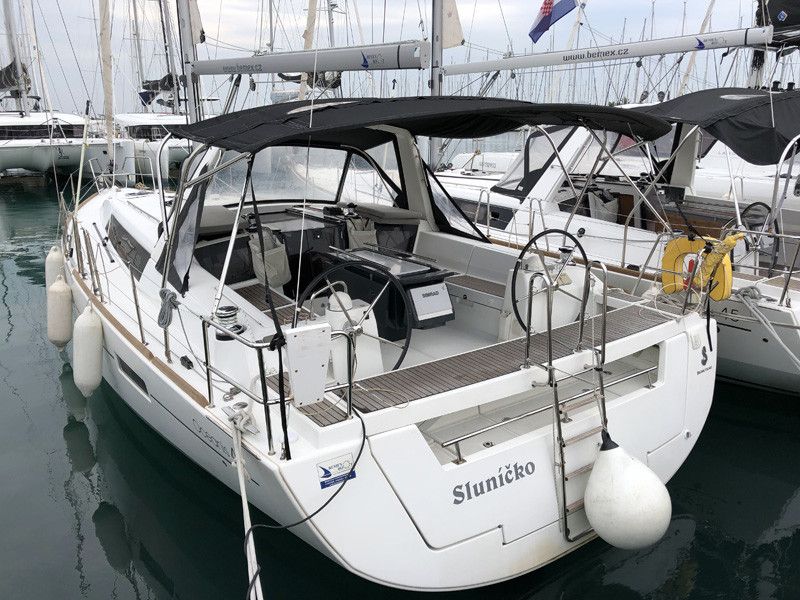 Beneteau Oceanis 41 | Slunicko