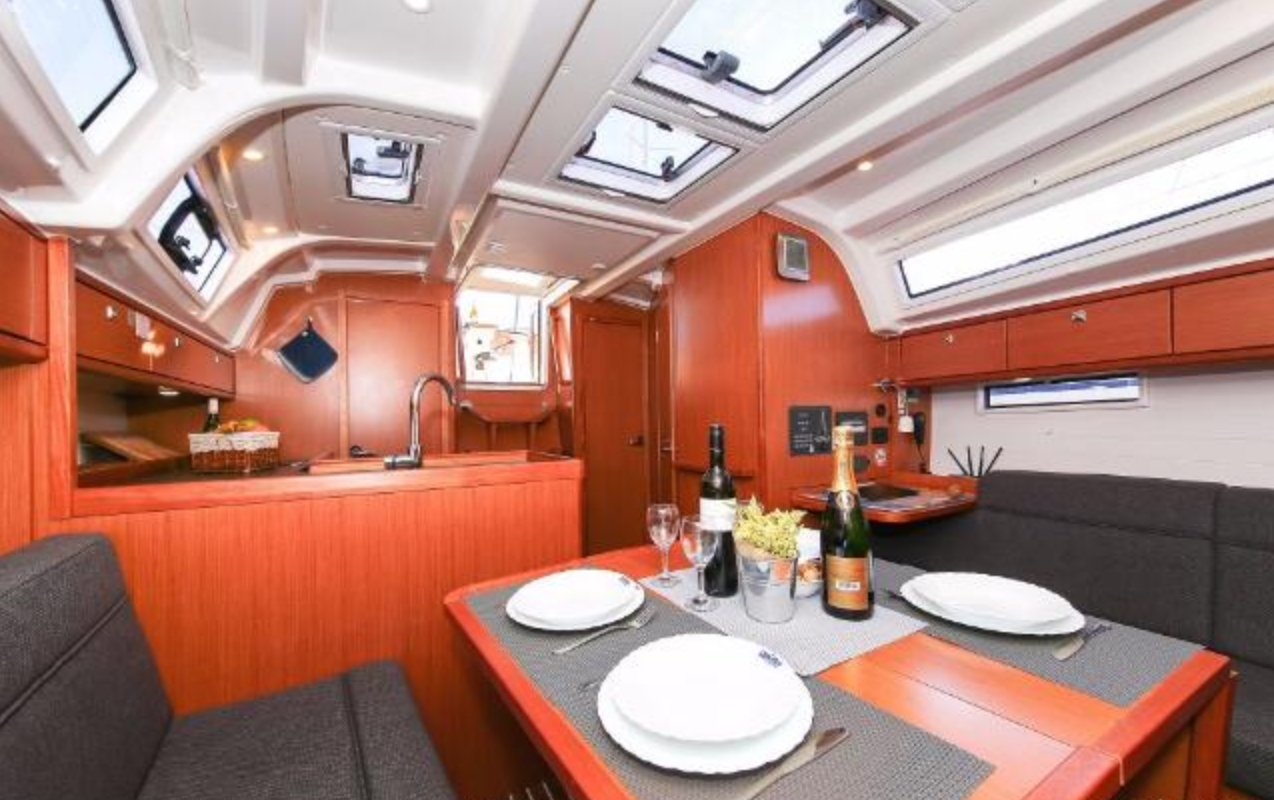 Bavaria Cruiser 37 | Bella Angelina