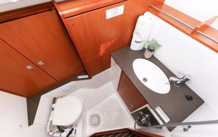 Bavaria Cruiser 37 | Bella Angelina