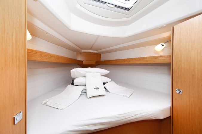 Bavaria Cruiser 34 | Chiara