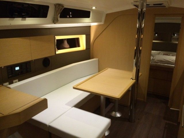 Beneteau Oceanis 38 | Felina