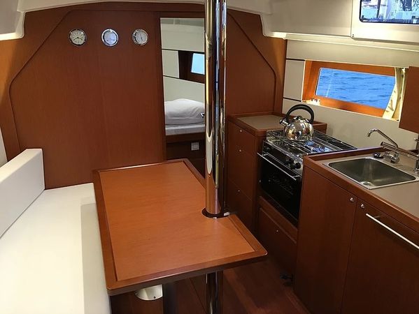 Beneteau Oceanis 35 | Vendy