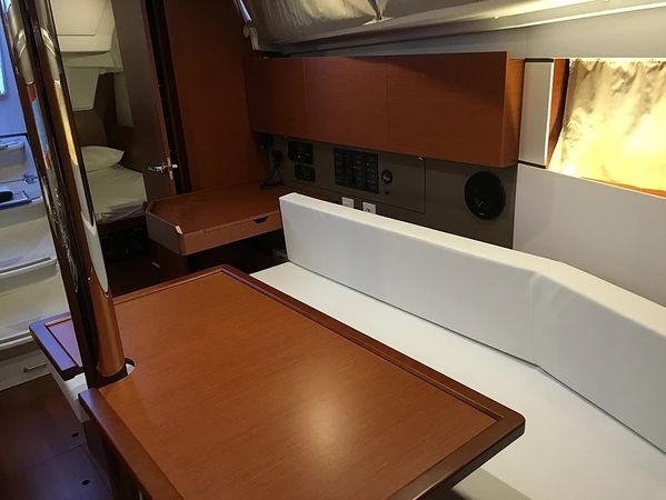 Beneteau Oceanis 35 | Vendy