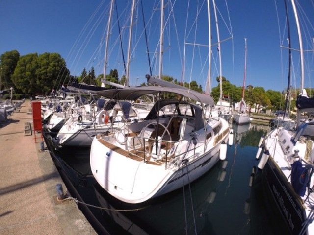 Bavaria Cruiser 37 | Diana