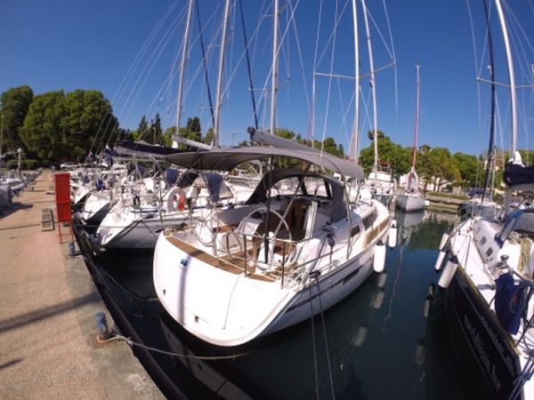 Bavaria Cruiser 37 | Diana
