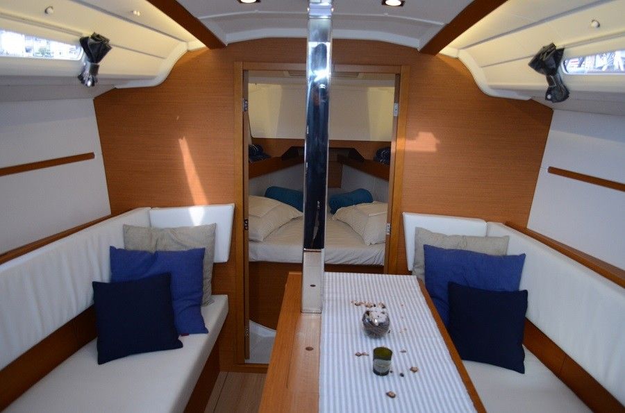 Jeanneau Sun Odyssey 349 | Porto Tolero