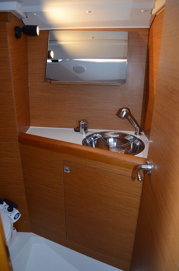 Jeanneau Sun Odyssey 349 | Porto Tolero