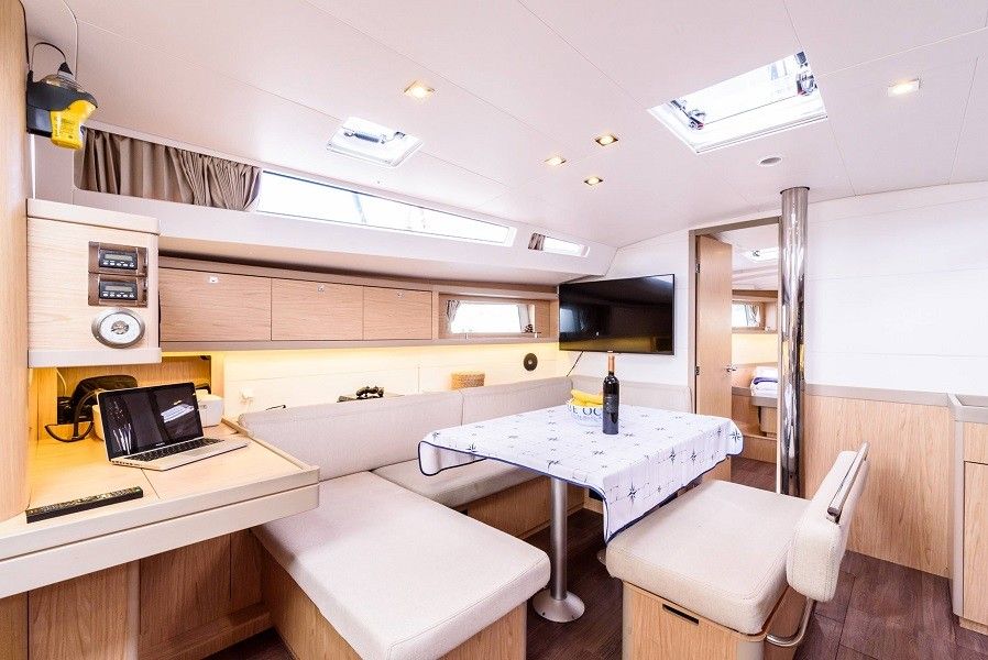 Beneteau Oceanis 48 | Gold One