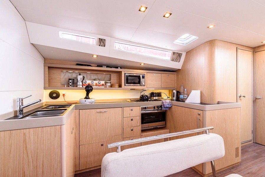 Beneteau Oceanis 48 | Gold One