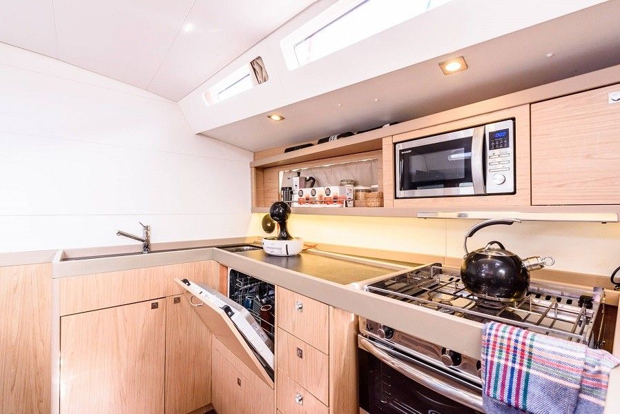 Beneteau Oceanis 48 | Gold One