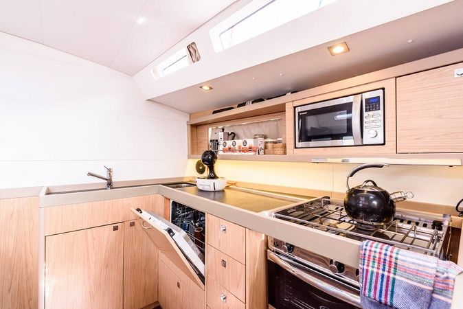 Beneteau Oceanis 48 | Gold One